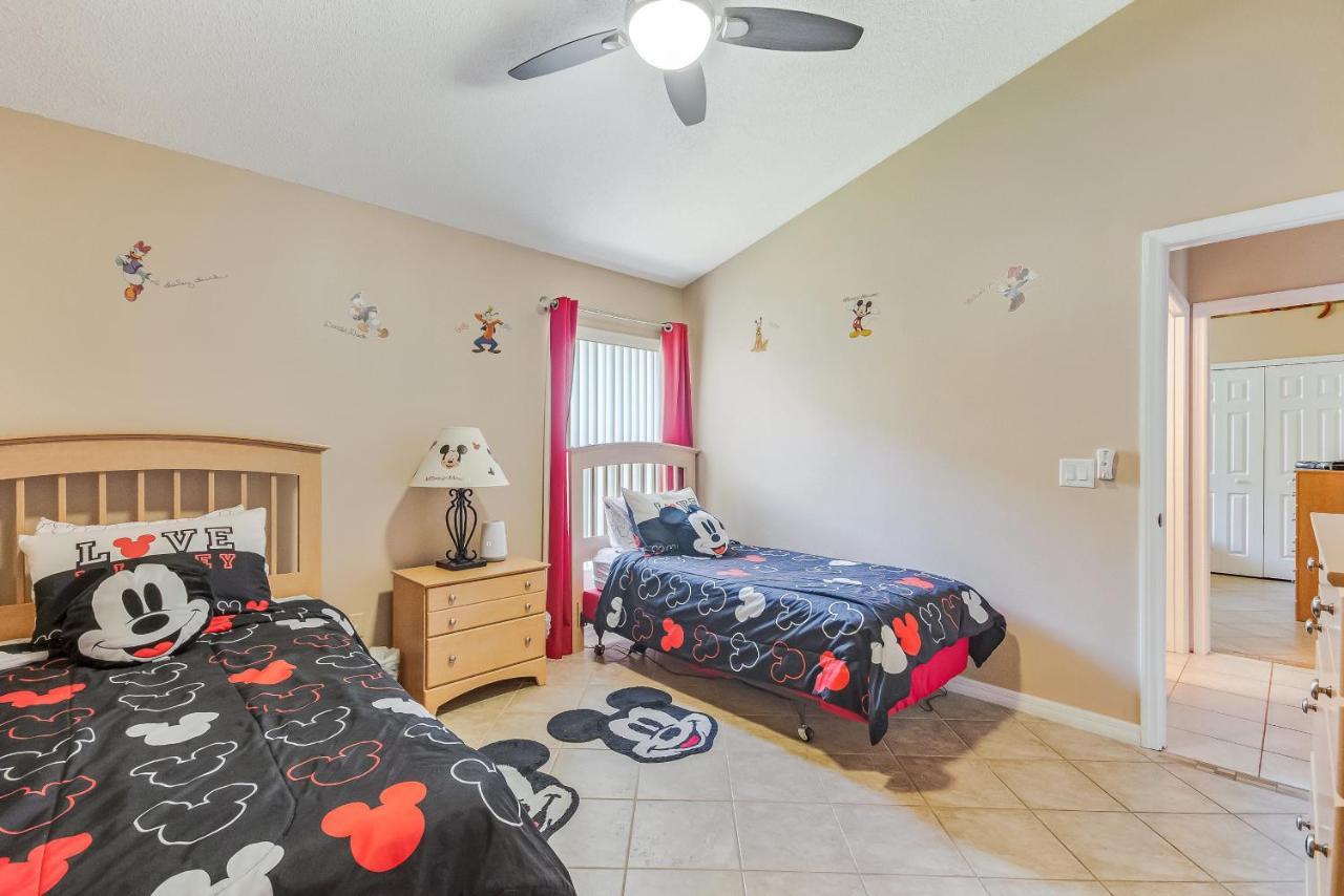 Two Master Bedrooms Pool Home Private Yard ออร์ลันโด ภายนอก รูปภาพ