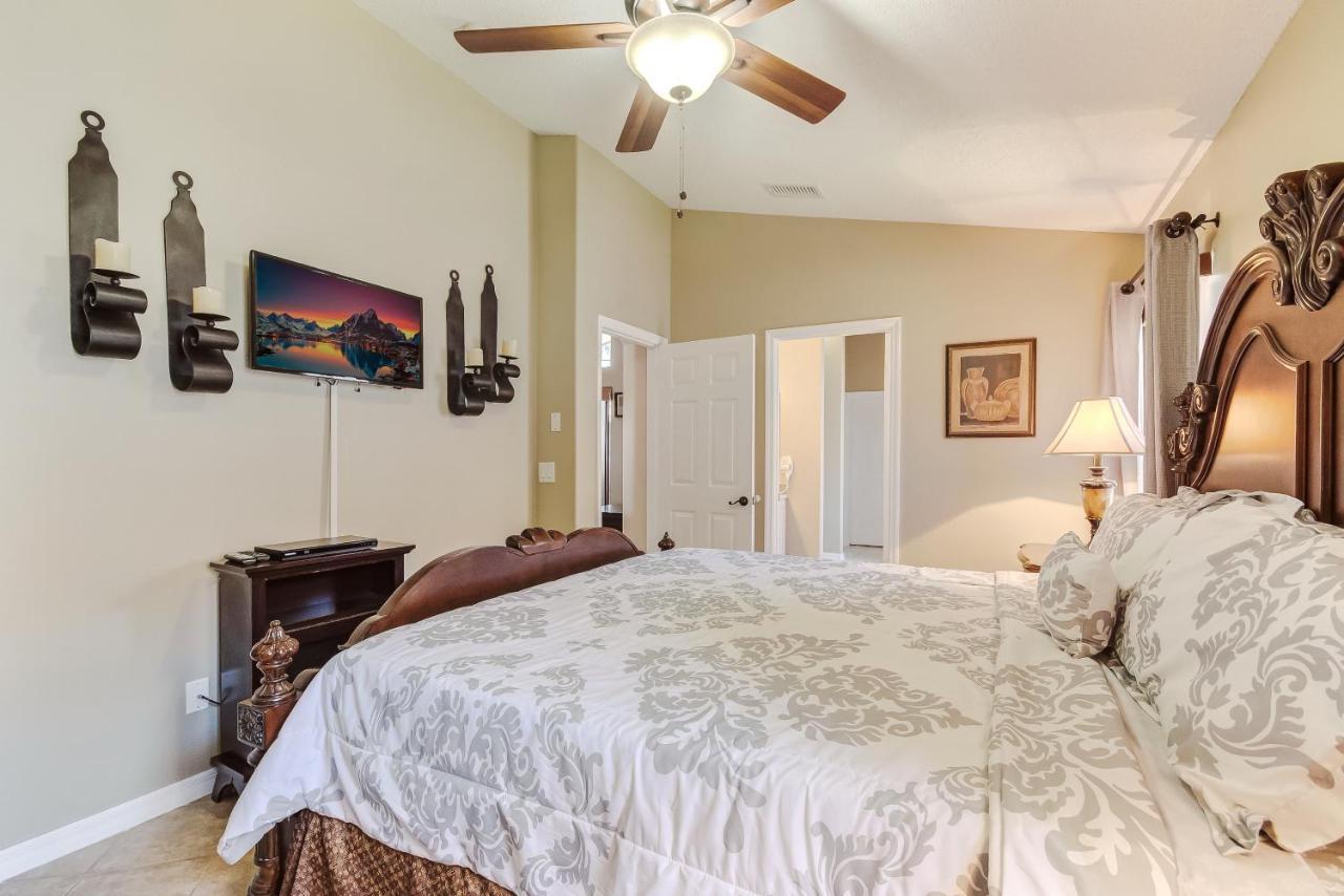Two Master Bedrooms Pool Home Private Yard ออร์ลันโด ภายนอก รูปภาพ